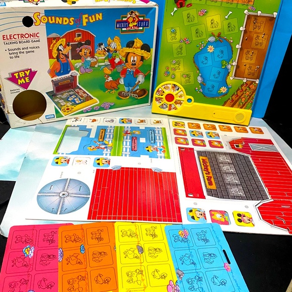 DISNEYS VTG 90s 3-D MIKEYS STUFF SOUNDS OF FUN ELECTRONIC TALKING BOARD GAME - Picture 2 of 16
